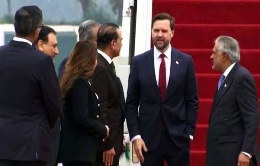 اسلام آباد میں اہم سفارتی پیش رفت،امریکی نائب صدر کی قیادت میں وفد پہنچ گیا