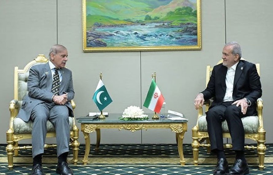 دنیا کی نظریں اسلام آباد پر!ایران امریکا سیز فائر تجویز کو ’اسلام آباد اکارڈ‘ کا نام دیا جا رہا ہے، رائٹرز