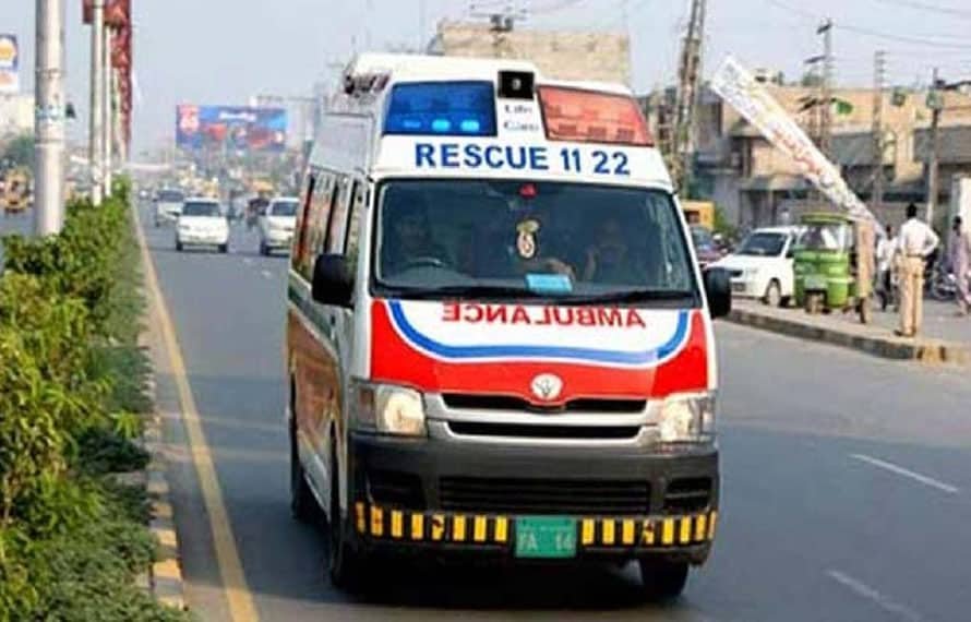 خوشیوں کا سفر حادثے میں بدل گیا! سوات میں سکول وین تصادم، 9 طلبا سمیت 10 زخمی