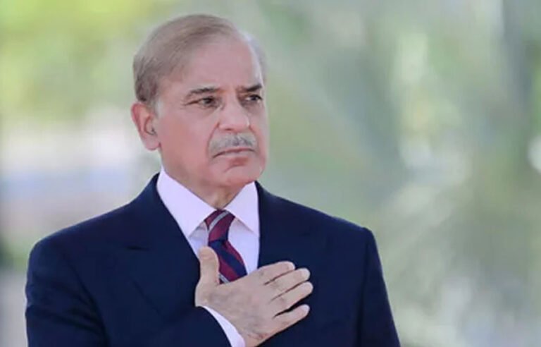 وزیراعظم شہباز شریف کا فیلڈ مارشل، ایئر چیف اور نیول چیف کو فون، عید کی مبارکباد دی