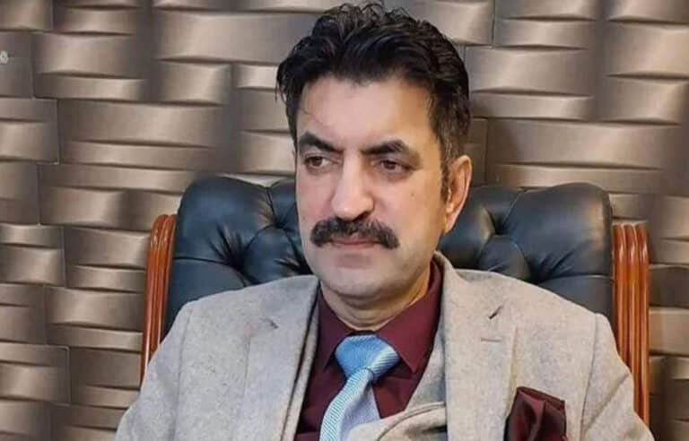 کرسی خطرے میں! شیر افضل مروت نے سہیل آفریدی کے بطور وزیر اعلیٰ انتخاب کو چیلنج کرنے کا اعلان کر دیا
