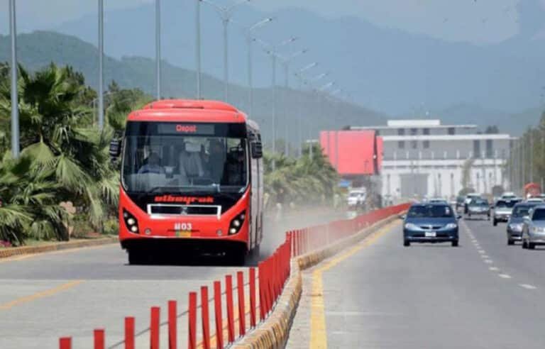 نویں اور دسویں محرم کے دوران پنجاب میں ٹرانسپورٹ سروسز عارضی طور پر معطل کرنے کا فیصلہ