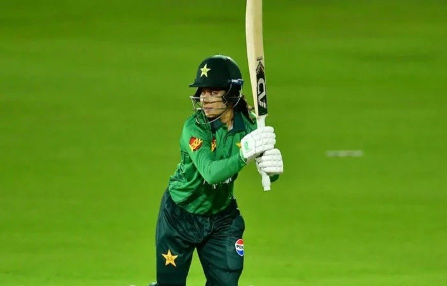 ٹی20 کرکٹ میں پاکستان کی تاریخ رقم، فاطمہ ثنا کا عالمی ریکارڈ