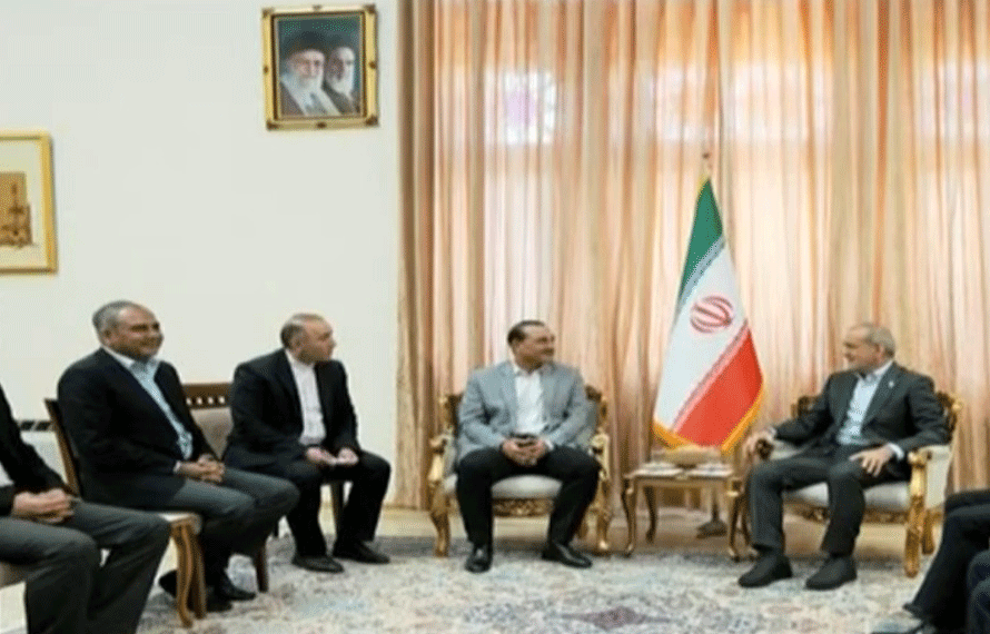 فیلڈ مارشل سید عاصم منیر کی ایرانی صدر مسعود پزشکیان سے ملاقات