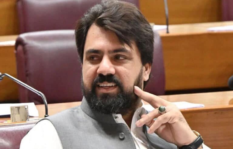 شاہد خٹک پر الزامات، اے این پی رہنما کے خلاف بڑا قانونی ایکشن، ہرجانے کا نوٹس جاری