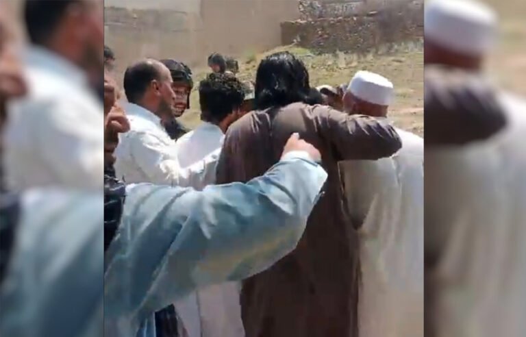 ضلع مہمند میں پی ٹی ایم کارکنان اور کچھ مقامی افراد کی جانب سے خوارجی سہولت کار کی گرفتاری میں رکاوٹ ڈالنے کی کوشش