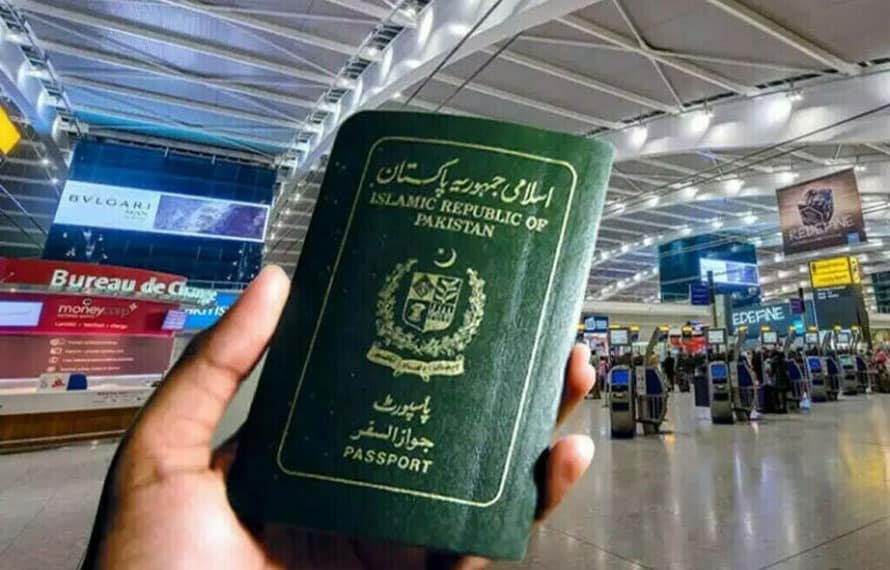 وہ کون سے 30 ممالک ہیں جہاں پاکستانی بغیر ویزا جا سکتے ہیں؟ تفصیلات جانئے