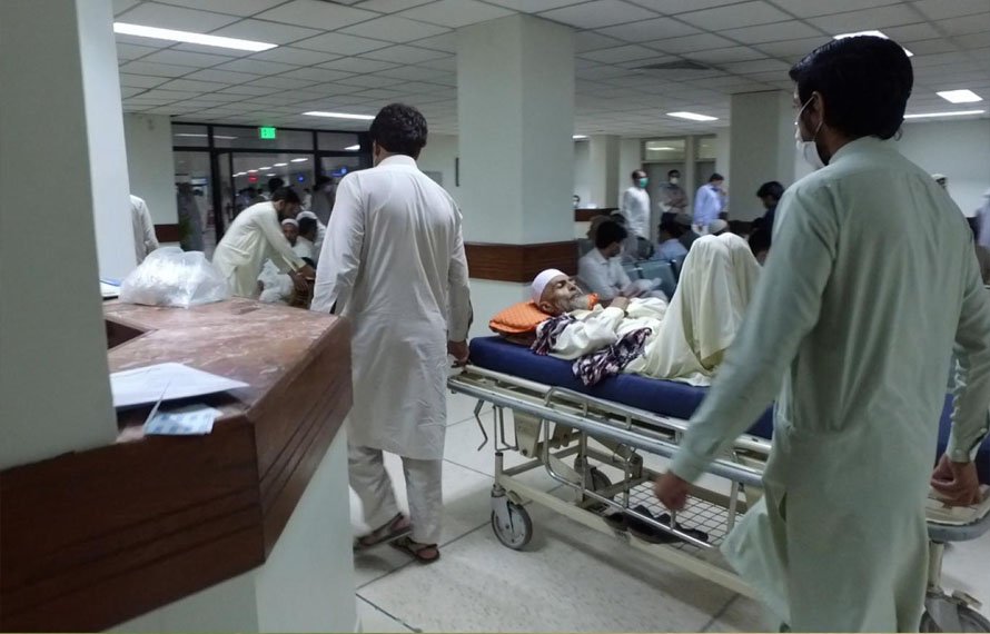 پشاور،شناختی کارڈ اور موبائل نمبر کے بغیر او پی ڈی پرچی نہیں ملے گی، محکمہ صحت کا حکم جاری