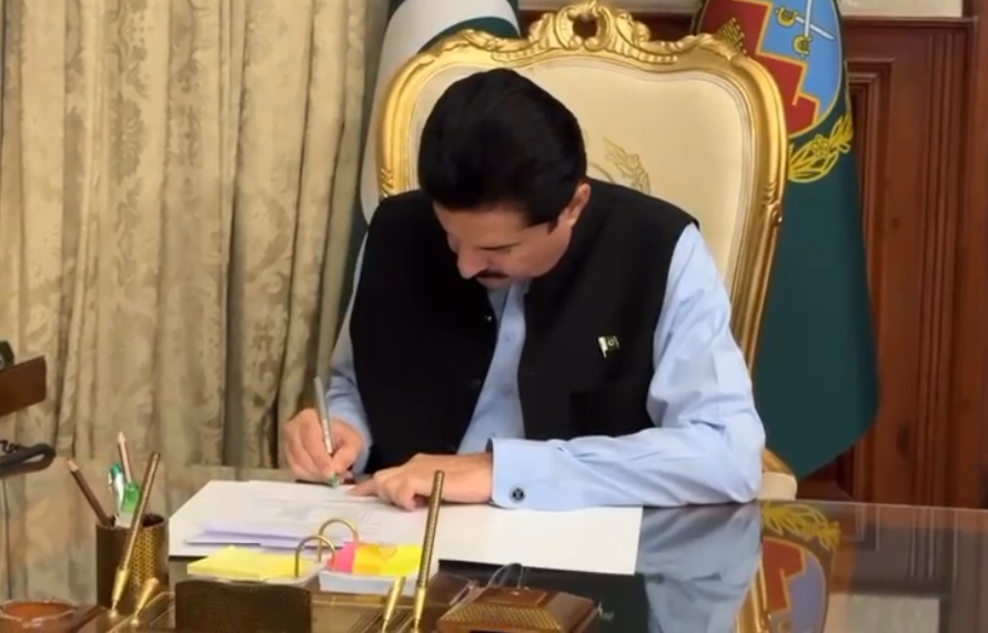 گورنر نے خیبرپختونخوا کابینہ توسیع کی سمری منظورکرلی ،حلف برداری کی تاریخ سامنے آگئی