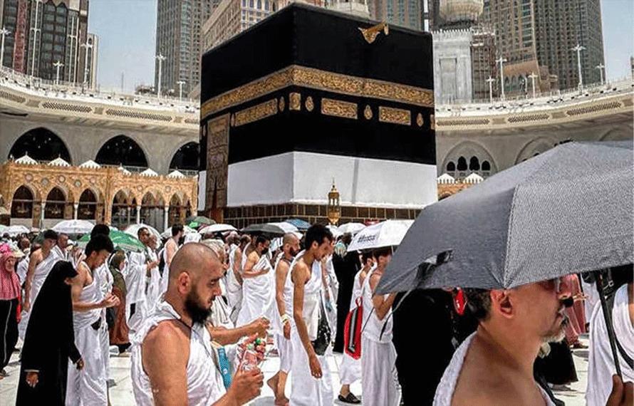 وفاقی حکومت نے حج رجسٹریشن کا باضابطہ آغاز کل سے کرنے کا اعلان کر دیا