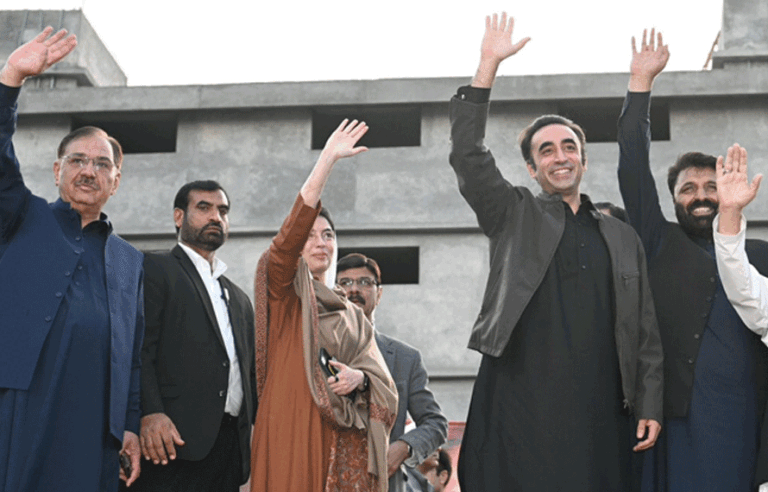 گلگت بلتستان میں تیر کی بارش،صبح صبح بلاول کا بڑا اعلان، کیا حکومت پیپلزپارٹی بنائیگی؟اہم خبر آگئی