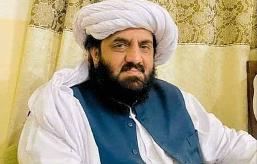حافظ حمداللہ کی گاڑی حادثے کا شکار، خاتون سمیت 2 بچے زخمی،ہسپتال منتقل
