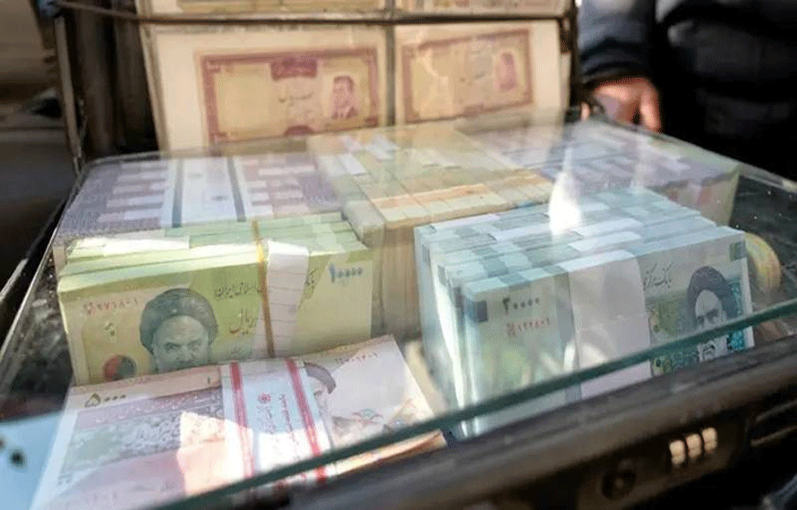 ایرانی ریال کی قدر میں غیر معمولی اضافہ، طلب بڑھنے سے اوپن مارکیٹ میں قلت پیدا ہو گئی