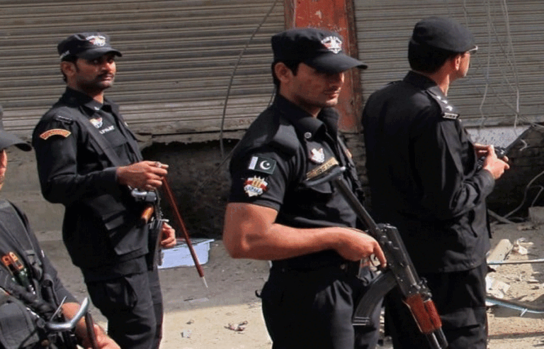 ہر روز ایک نیا کیس، پشاور میں بچوں کی گمشدگی نے سوالات کھڑے کر دیے