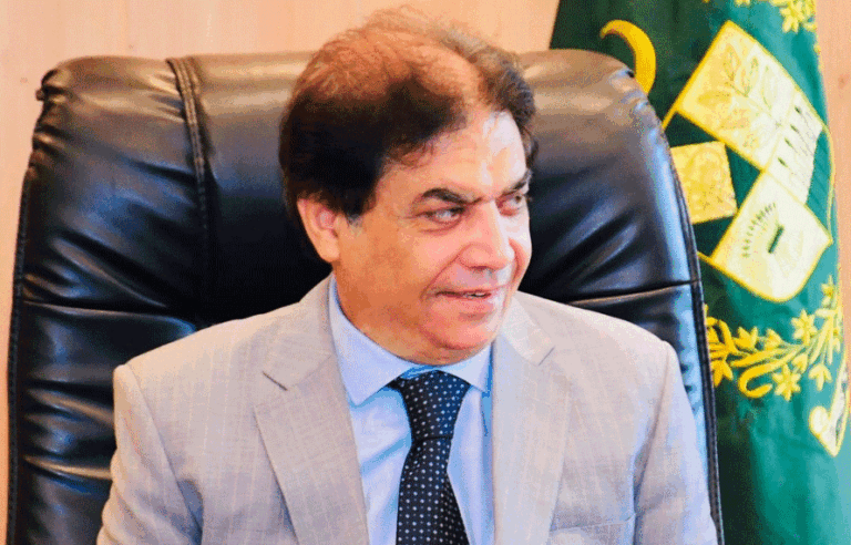 گورنر خیبرپختونخوا اور وزیر ریلوے کی ملاقات، برسوں سے منتظر عوام کیلئے بڑی خوشخبری آ گئی