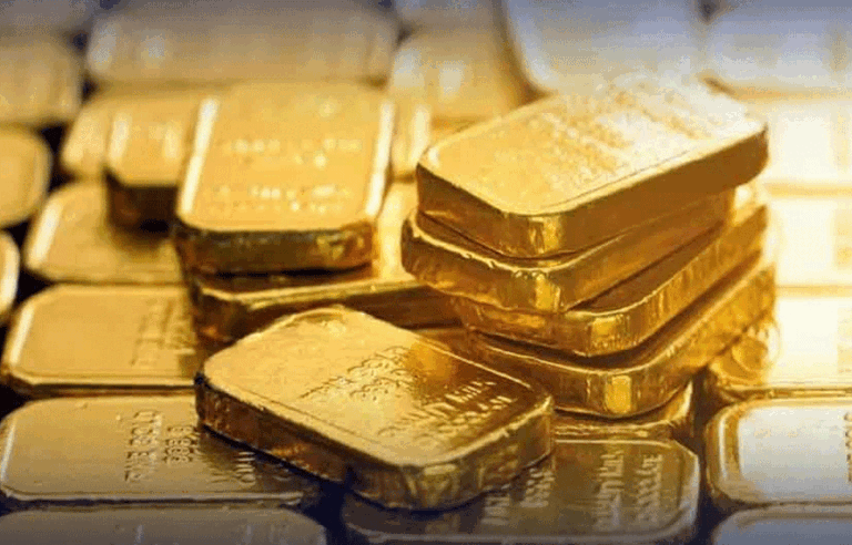 سونے کی قیمت میں کمی، فی تولہ اب کتنے کا ہو گیا؟ جانیے