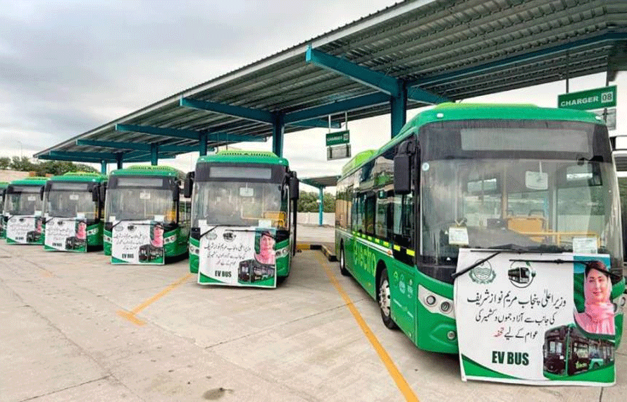 72 گھنٹے میں وعدہ پورا! مریم نواز کا آزاد کشمیر کے عوام کیلئے بڑا تحفہ، جدید الیکٹرو بسیں پہنچ گئیں