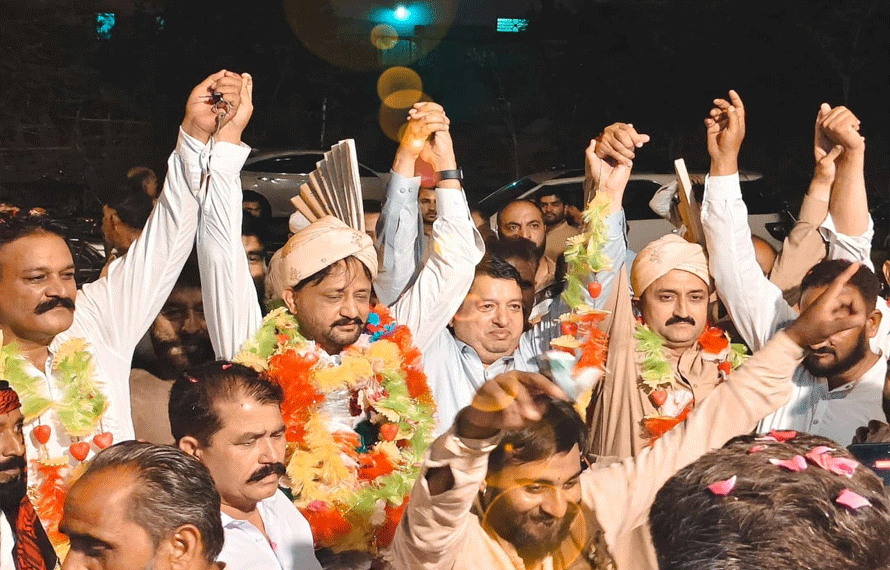 آئی پی پی امیدوار راجہ تسلیم انجم کی سیاسی پوزیشن مزید مضبوط، راجہ جمیل احمد اور راجہ رشید الطاف ساتھیوں سمیت قافلے میں شامل