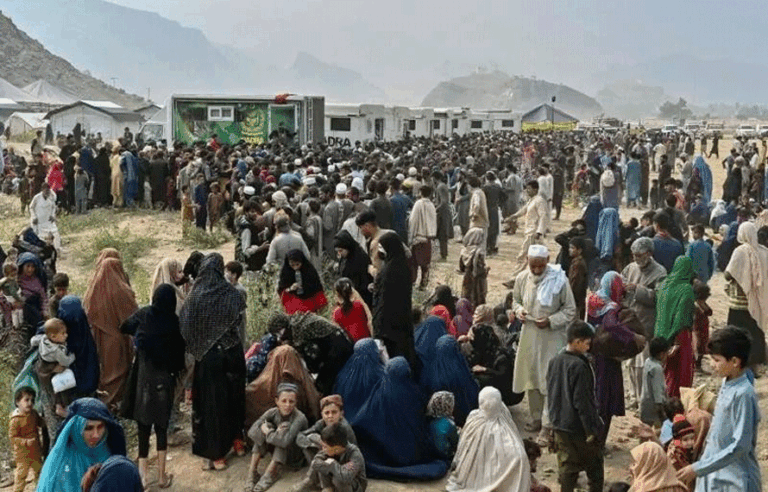 وقت کا پہیہ بدل گیا!دنیا بھر میں غیرقانونی افغان باشندوں کیخلاف بڑا ایکشن، 19 ہزار 574 گرفتار