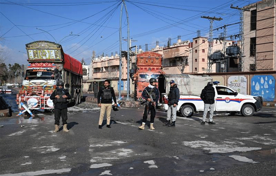 صبح صبح افسوسناک خبر آگئی ،زیارت میں دہشتگردوں کا حملہ، 9 پولیس اہلکار شہید