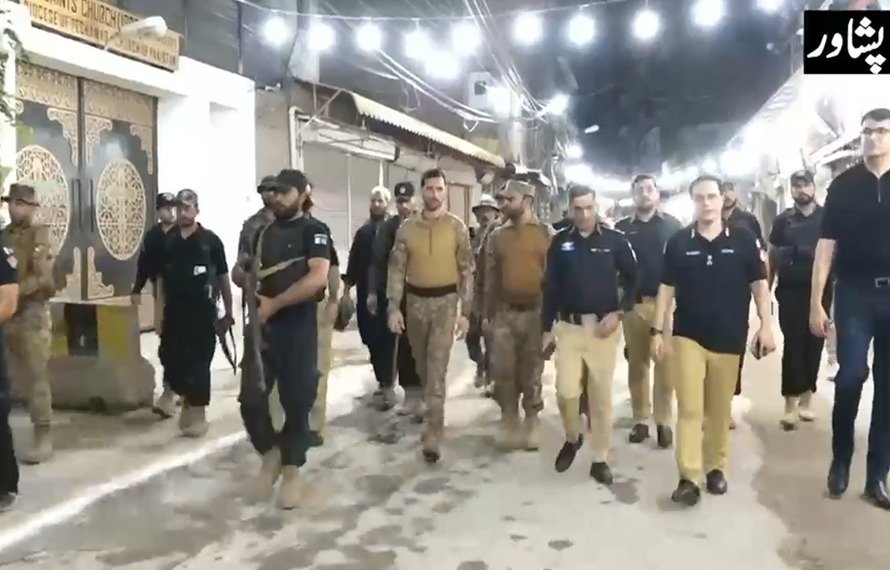 خیبرپختونخوا میں پولیس اور پاک فوج شانہ بشانہ