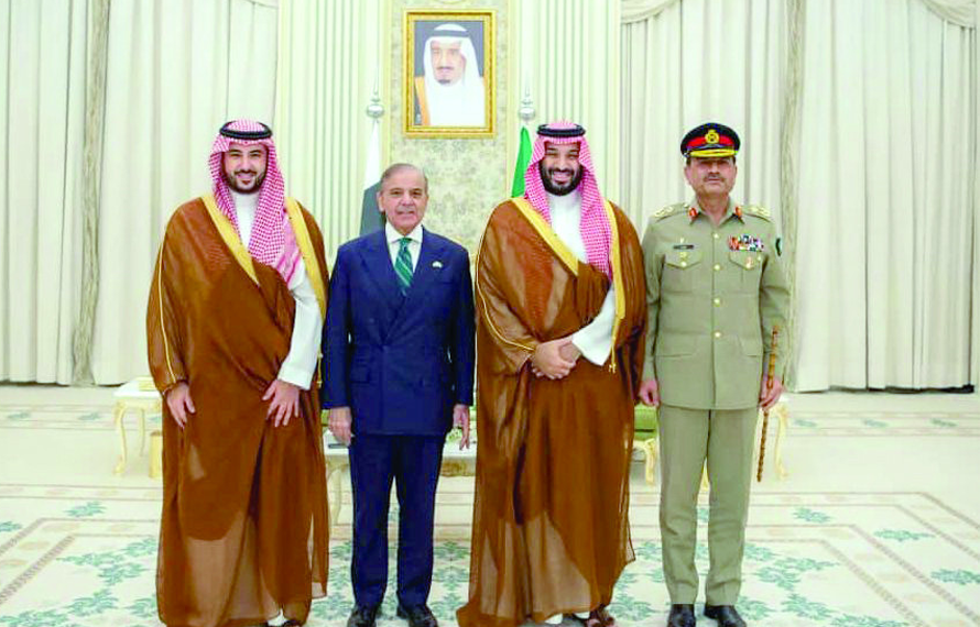 مکہ مشترکہ دفاعی معاہدہ کے بعد فیلڈ مارشل سید عاصم منیر توجہ کا مرکز بن گئے