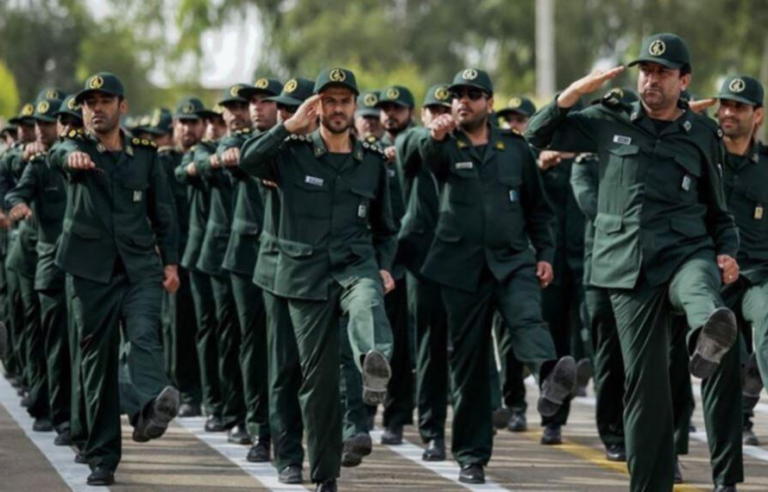 پاسداران انقلاب کو دشمن کی سرزمین پر حملوں کی صلاحیت حاصل کرنے کا حکم