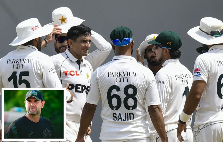 پی سی بی کا بڑا فیصلہ، مائیکل اسمتھ پاکستان کرکٹ ٹیم کے نئے بیٹنگ کوچ مقرر