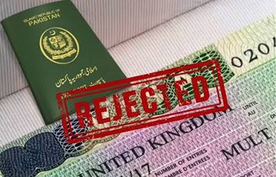 برطانیہ نے پاکستانیوں کو ویزے دینے سے انکارکرکے لاکھوں پاونڈز کی بھاری رقم کمائی
