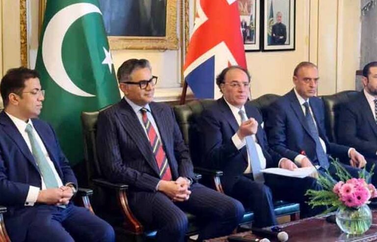 بجٹ خسارے میں کمی، حکومتی آمدن میں اضافہ اور ٹیکس اصلاحات میں پیش رفت ہوئی ہے، وزیر خزانہ کا دعویٰ