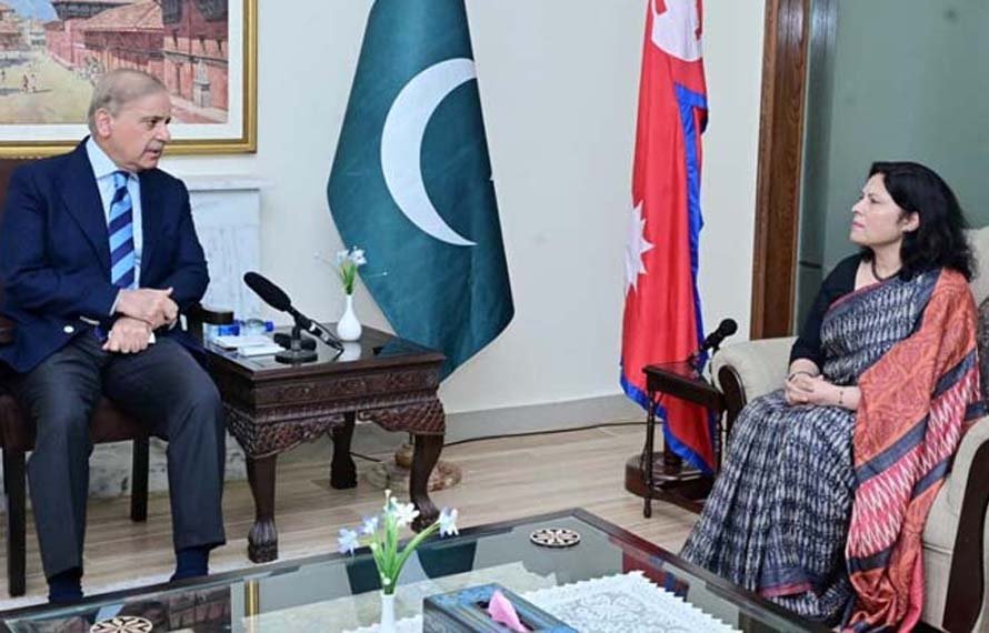وزیراعظم شہباز شریف کا نیپالی سفارتخانے کا دورہ، تعزیت کی، اہم اعلان بھی کردیا
