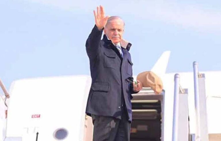 وزیراعظم شہباز شریف تین روزہ دورے پر لندن پہنچ گئے