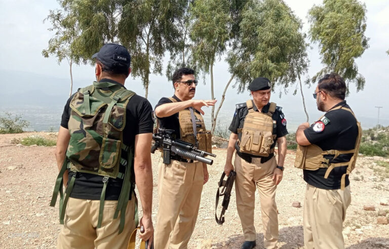 ہنگومیں پولیس چوکی پرکواڈ کاپٹر حملے کے بعد آپریشن، 4 دہشتگرد ہلاک،3 زخمی