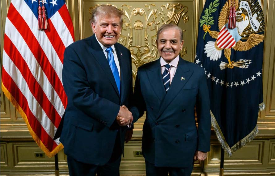 وائٹ ہاؤس سے اہم تصاویر جاری، شہباز شریف اور ٹرمپ کی ملاقات کی اندرونی کہانی سامنے آگئی